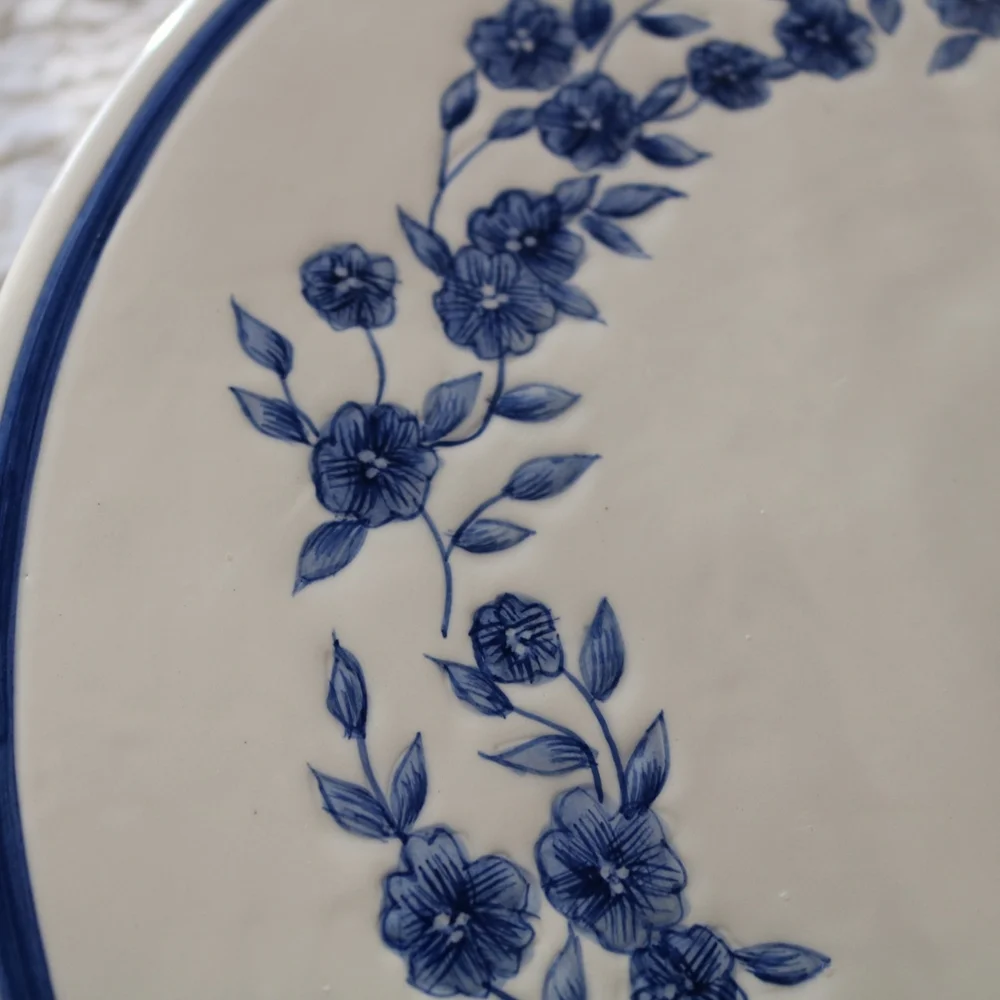 Blue and White Ceramic Cake Stand - Picture 4 of 5